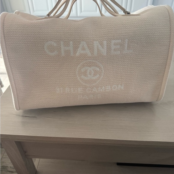 CHANEL Mixed Fibers Large Deauville Bowling - Picture 1 of 12